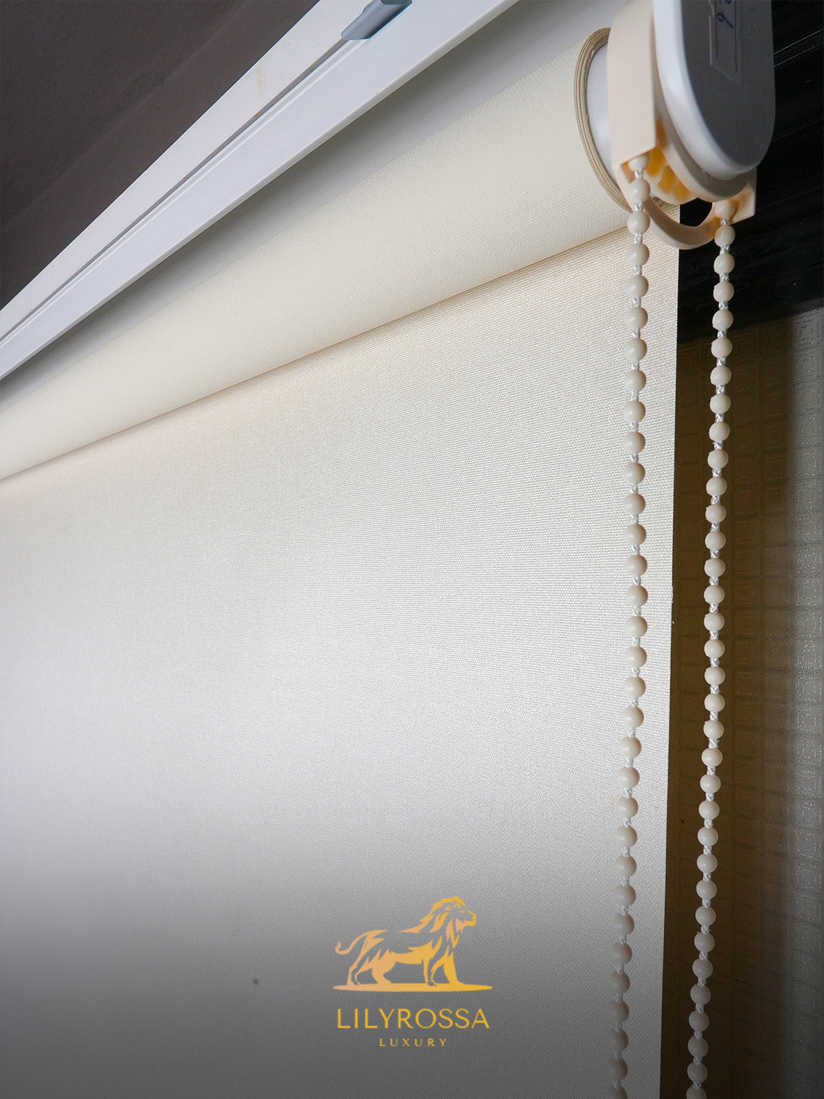 BEIGE ROLLER BLINDS